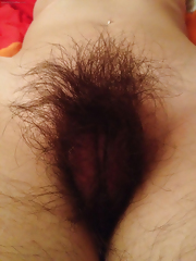 natural hairy pussy show pink lips xxx pics
